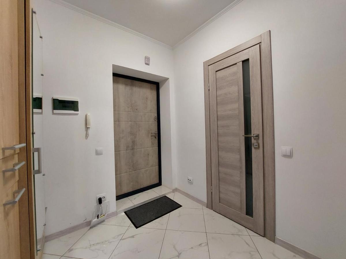 Яровиця 11 Lutsk Ngoại thất bức ảnh