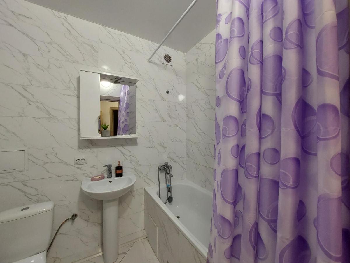 Яровиця 11 Lutsk Ngoại thất bức ảnh